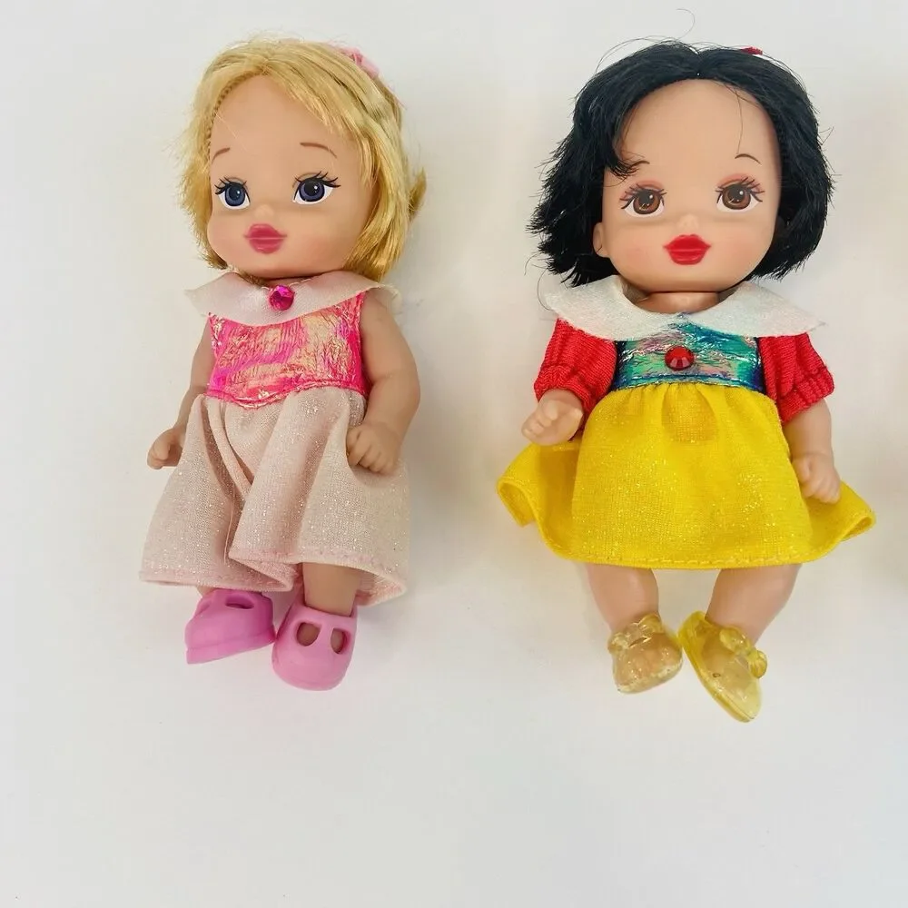 Disney Royal Nursery Princesses Snow White Sleeping Beauty Cinderella Lot of 5